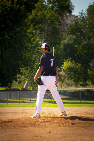 Why the In-Game Bullpen Hurts Young Pitchers — What Coaches and Parents Need to Know | EMD Shorts