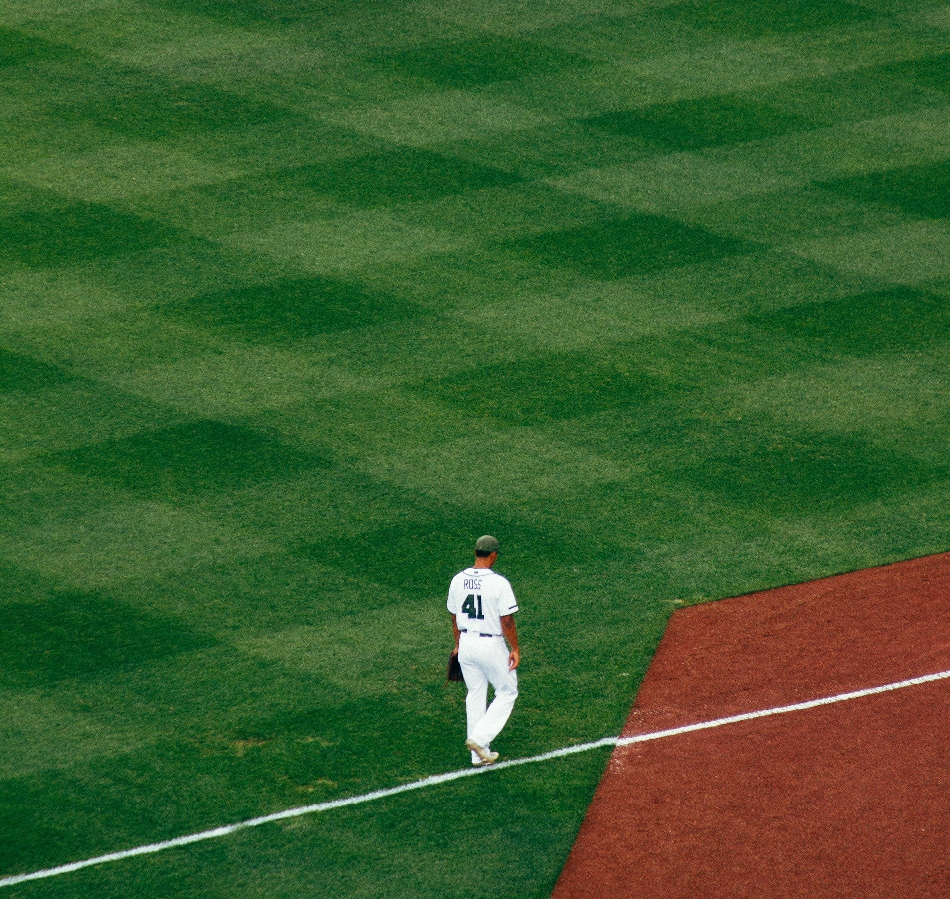 Dugout Dish: In the Clubhouse with EMD | Transfer Portal PSA